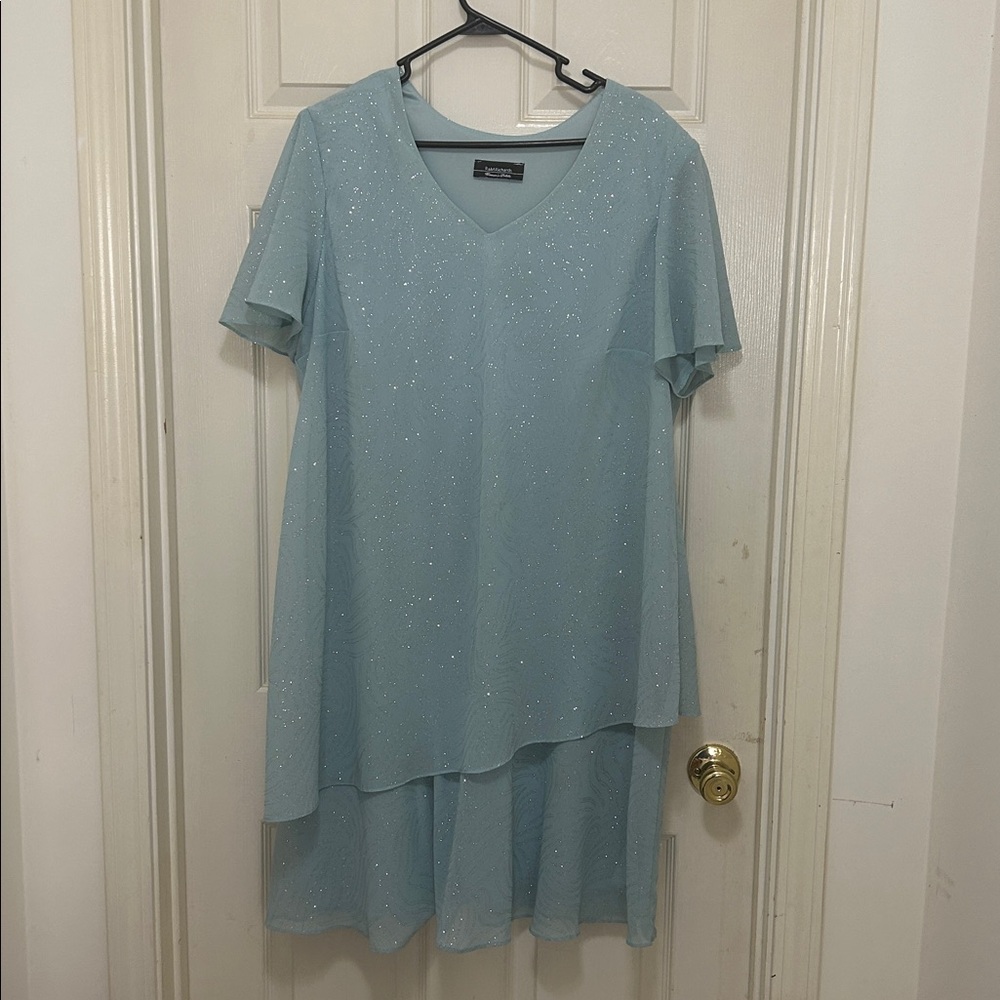R&M Richards Formal Sequin Light Aqua Dress  Size 2x, 42Lx26armpit